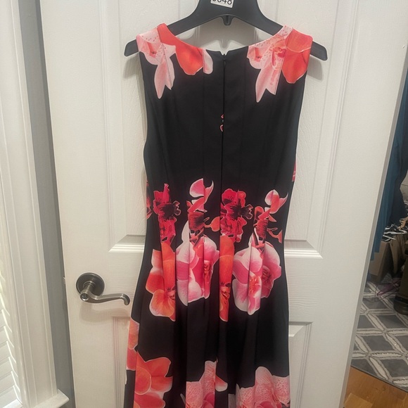 Calvin Klein Black and Pink Floral Midi Dress - Picture 13 of 15